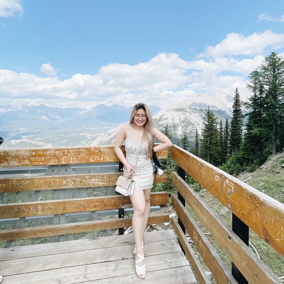 Meet your Posher, Caysel - Picture 1 of 1